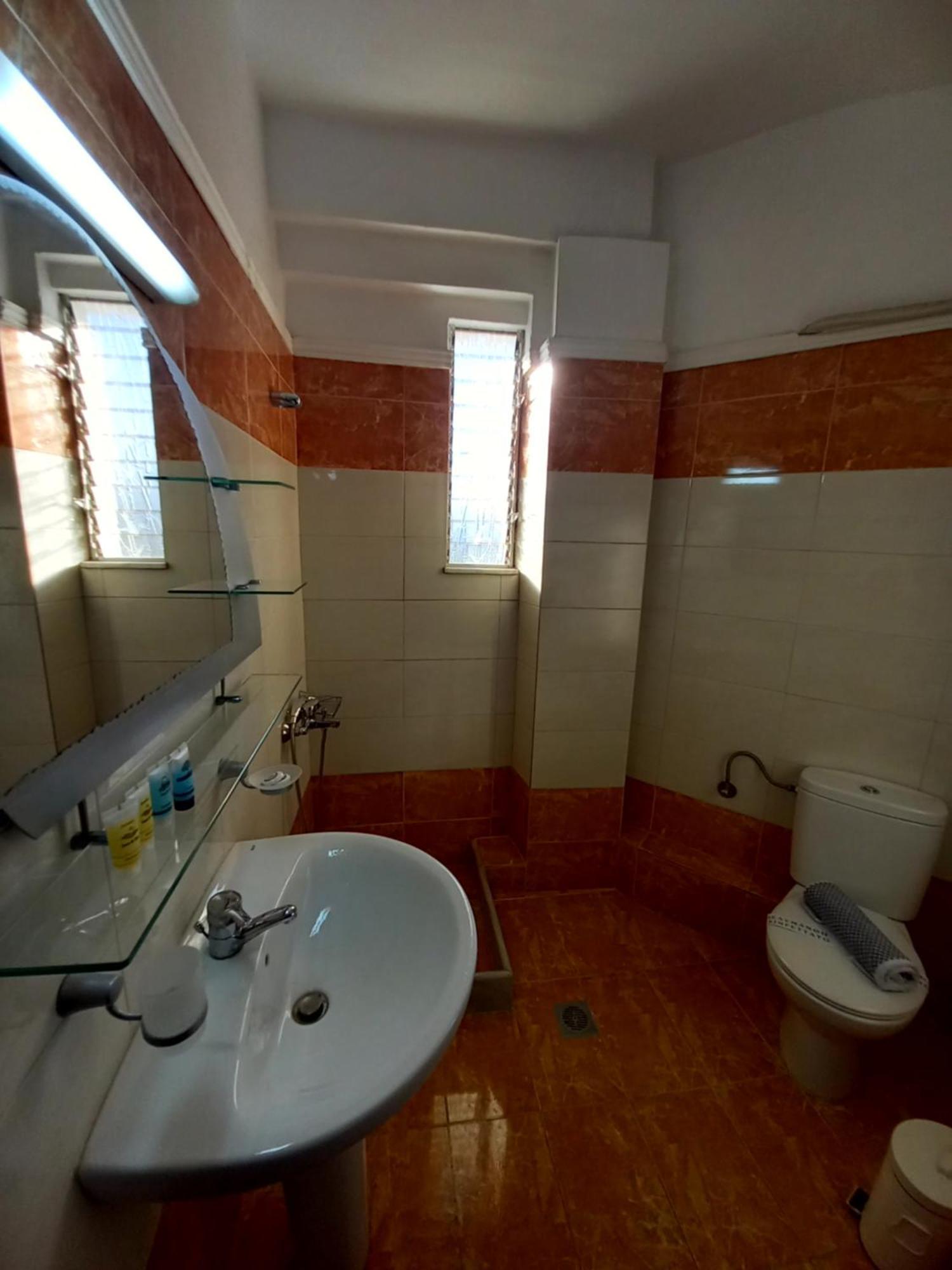 Hotel Tainaro Loutra Edipsou  Ngoại thất bức ảnh