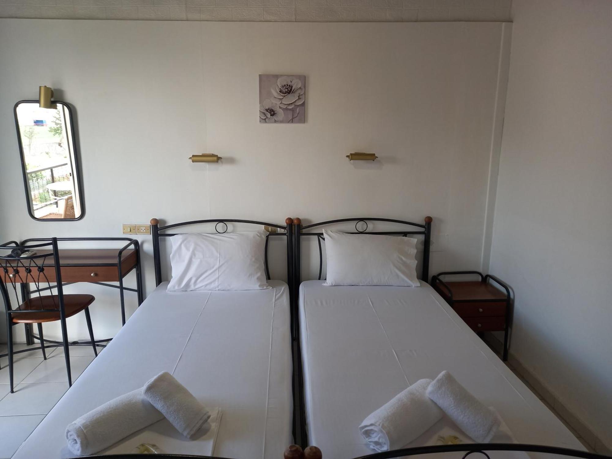 Hotel Tainaro Loutra Edipsou  Ngoại thất bức ảnh